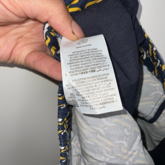 Boden Glorious British Style Stretch Waist Chain Link Print Pants | Size US 2P - Picture 4 of 6